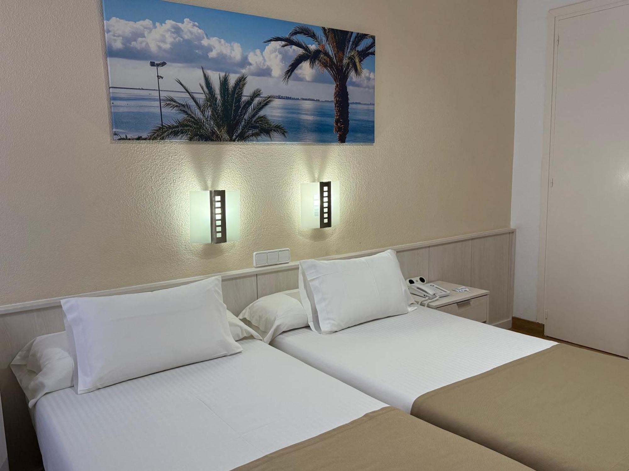 Hotel Neptuno San Pedro del Pinatar Room photo