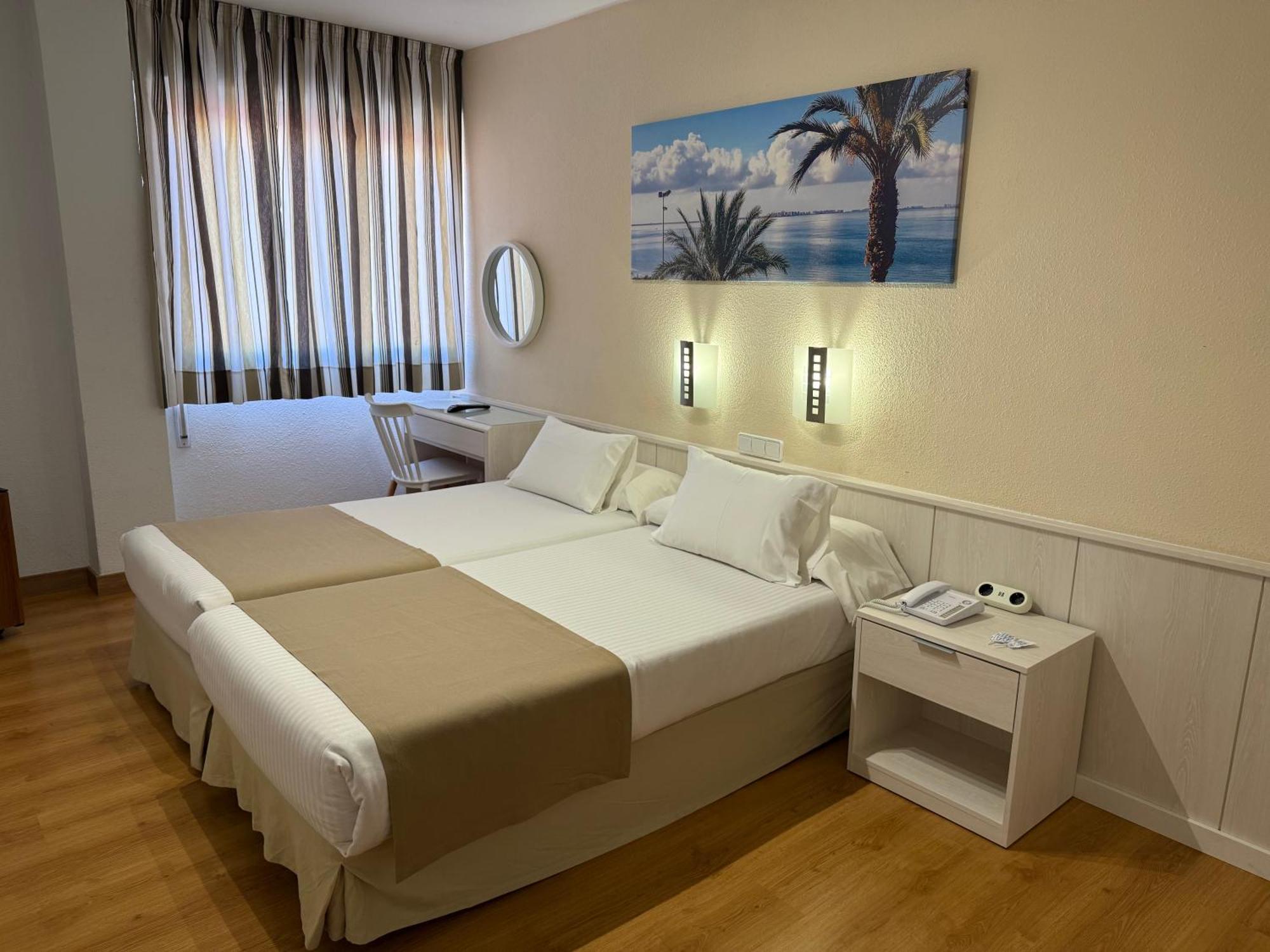 Hotel Neptuno San Pedro del Pinatar Room photo