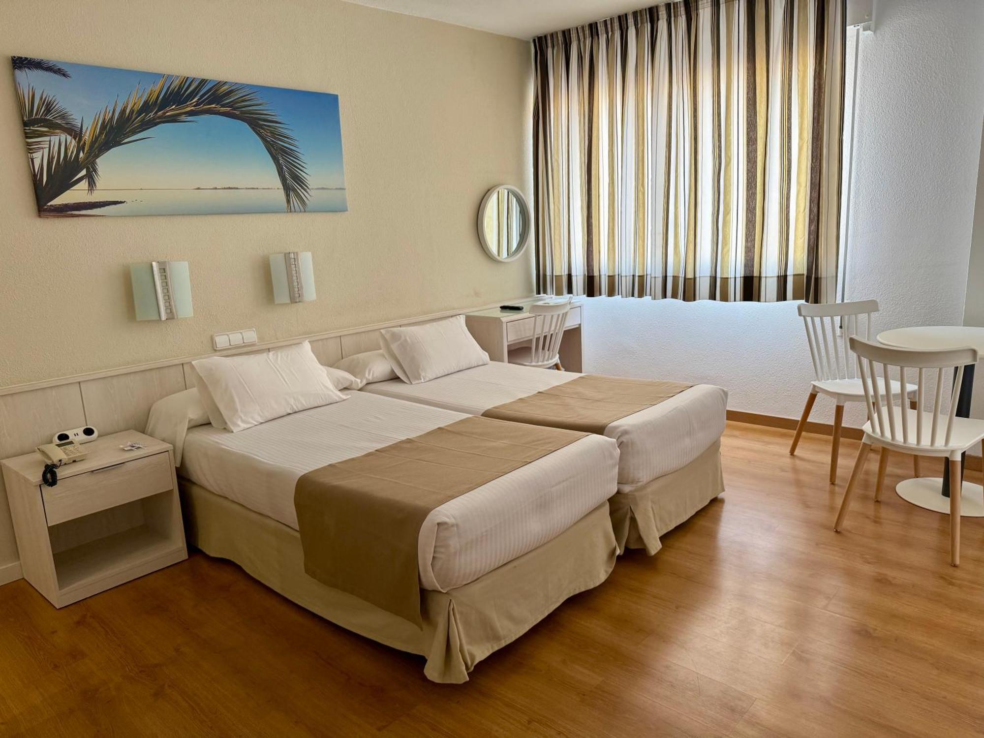 Hotel Neptuno San Pedro del Pinatar Room photo